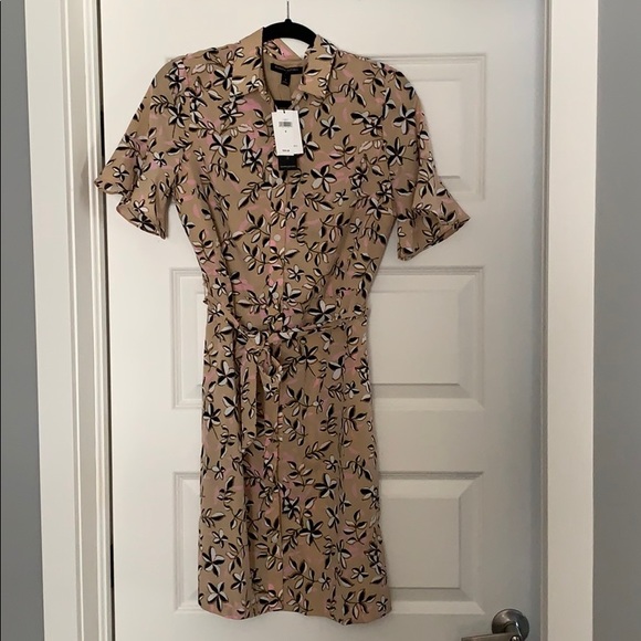 Banana republic - Picture 4 of 5